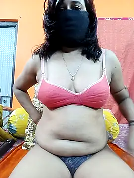 Hotpuja25 online show from November 9, 4:00 am