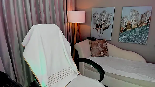 priyarose online show from September 8, 8:19 pm