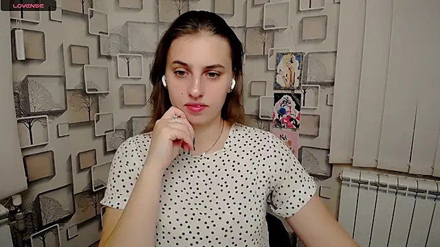AmandaDimond  online show from September 15, 10:59 am