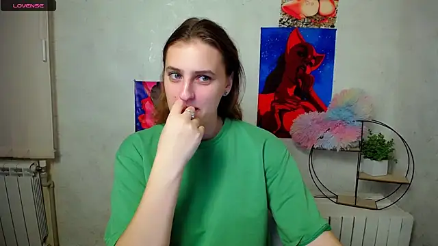 AmandaDimond  online show from November 23, 1:55 pm