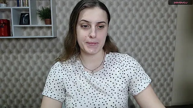 AmandaDimond  online show from January 12, 12:10 pm