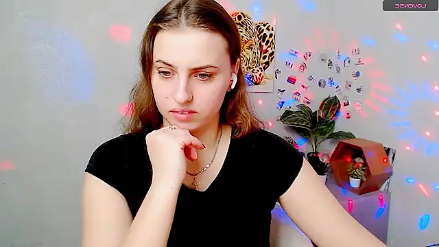 AmandaDimond  online show from January 14, 2:01 pm