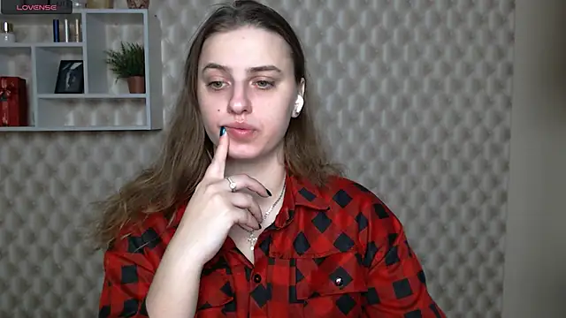 AmandaDimond  online show from February 13, 6:09 am