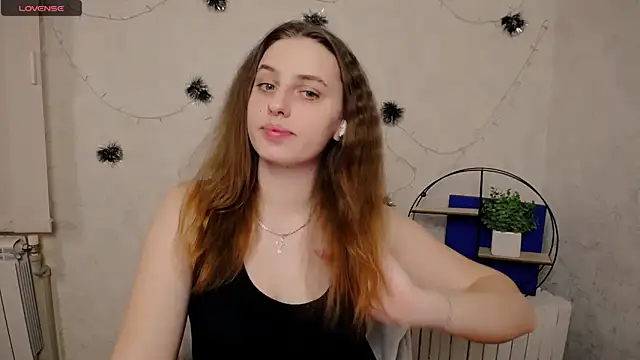 AmandaDimond  online show from February 26, 1:32 pm