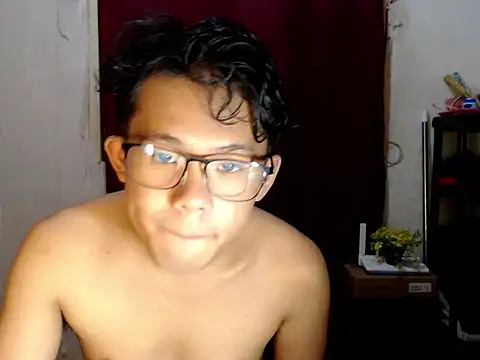 Snapshot of twink_asianbunny chatting on November 5, 1:44 pm twink asianbunny online show from November 5, 1:44 pm