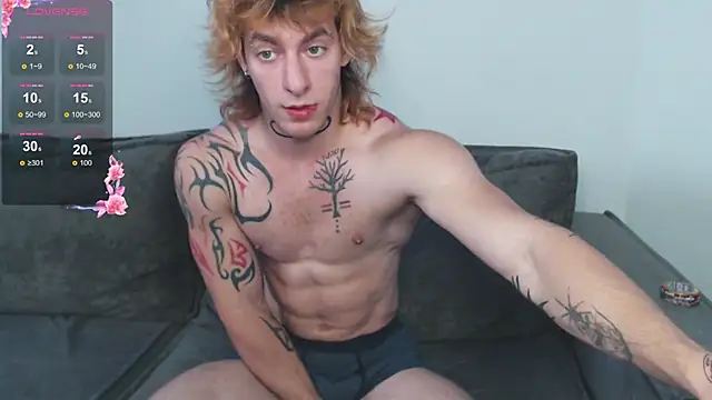 Snapshot of Brendan__Piks chatting on October 14, 10:27 am Brendan Piks online show from October 14, 10:27 am