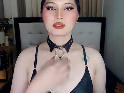 NaomiSmall online show from September 22, 8:49 am