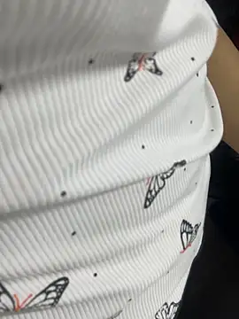 Snapshot of Mina048 chatting on September 28, 6:24 pm Mina048 online show from September 28, 6:24 pm