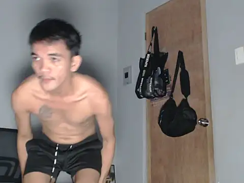 Snapshot of Natsboii chatting on March 27, 10:59 am Natsboii online show from March 27, 10:59 am