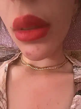 Mimisixo online show from July 8, 3:05 pm