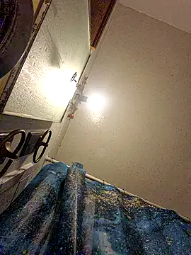 Snapshot of Cnutt310 chatting on October 21, 6:58 am Cnutt310 online show from October 21, 6:58 am