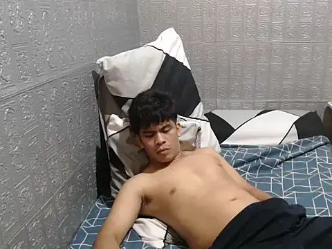 cumwhat me online show from September 30, 1:27 pm