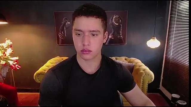 Snapshot of deivid_parker chatting on June 13, 1:42 pm deivid parker online show from June 13, 1:42 pm