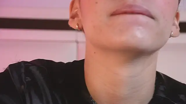 ambar rosse25 online show from March 23, 11:36 am