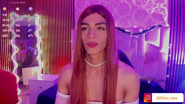 LIHIAN TAY online show from November 24, 4:56 am