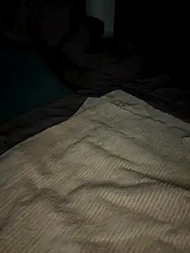 Snapshot of meme_n chatting on September 10, 1:00 pm meme n online show from September 10, 1:00 pm