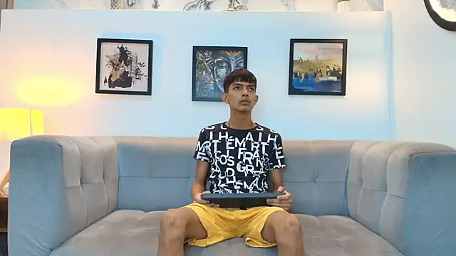 PRETTY SEX1 online show from February 10, 1:15 pm