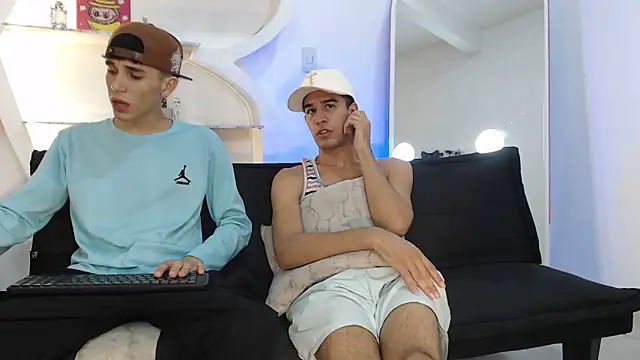 RED EMPIRE online show from October 23, 1:27 am