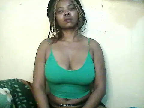 Snapshot of CharlotteXXX chatting on May 17, 6:48 pm CharlotteXXX online show from May 17, 6:48 pm