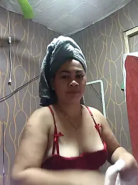 sexybitch 02 online show from February 19, 9:16 am