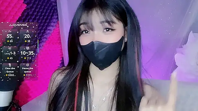 Snapshot of kemybaby chatting on February 21, 4:02 am kemybaby online show from February 21, 4:02 am