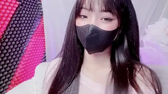 Snapshot of kemybaby chatting on March 8, 9:18 pm kemybaby online show from March 8, 9:18 pm