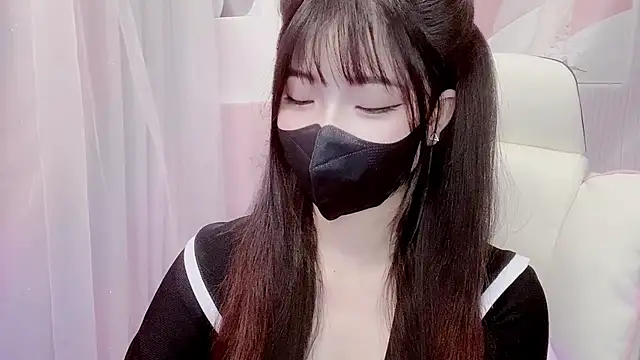 Snapshot of kemybaby chatting on March 21, 10:24 pm kemybaby online show from March 21, 10:24 pm