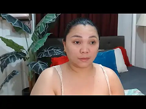 MarielRose143 online show from September 17, 5:53 am