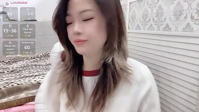 Snapshot of Holiland chatting on November 21, 12:32 am Holiland online show from November 21, 12:32 am