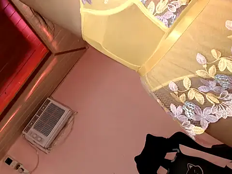 Snapshot of asian_lust_ chatting on April 17, 10:46 pm asian lust online show from April 17, 10:46 pm