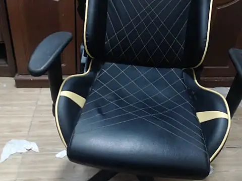 Snapshot of kontaq chatting on October 15, 8:31 pm kontaq online show from October 15, 8:31 pm