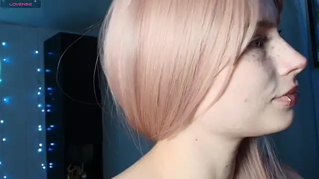 PieraMarch online show from October 8, 7:22 pm