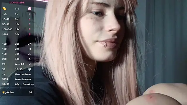 PieraMarch online show from December 14, 7:51 pm