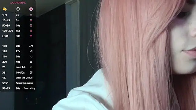 Snapshot of PieraMarch chatting on February 28, 7:26 pm PieraMarch online show from February 28, 7:26 pm