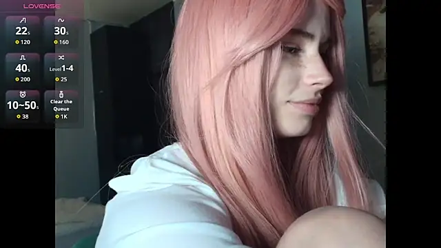 Snapshot of PieraMarch chatting on March 7, 9:23 pm PieraMarch online show from March 7, 9:23 pm