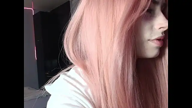 Snapshot of PieraMarch chatting on March 8, 8:34 pm PieraMarch online show from March 8, 8:34 pm