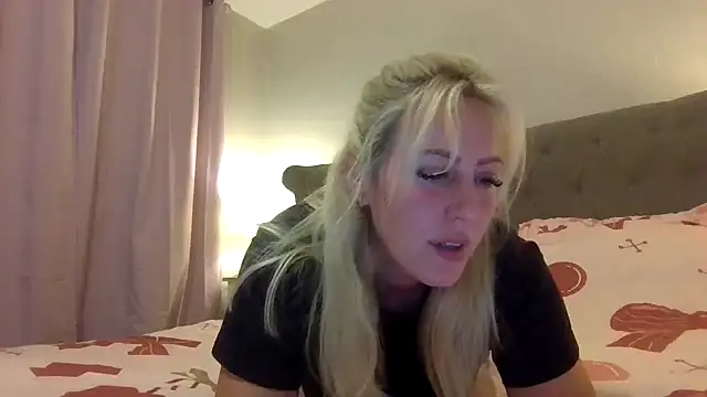Snapshot of stormy_p chatting on September 14, 6:18 pm stormy p online show from September 14, 6:18 pm