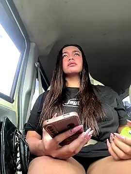 urasianlady online show from October 25, 7:05 am