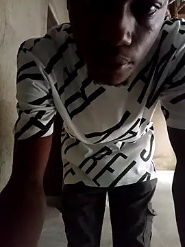 Snapshot of AOlinwHallu chatting on March 5, 4:30 am AOlinwHallu online show from March 5, 4:30 am