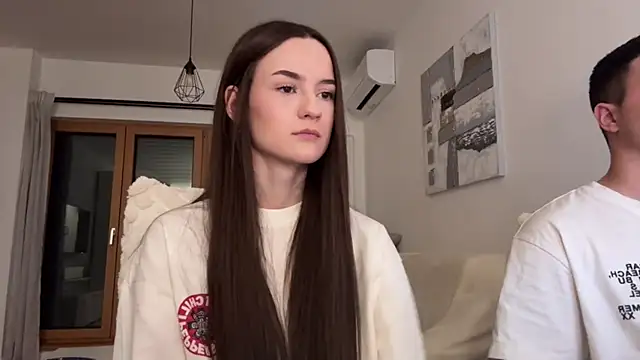 Snapshot of TenDouble chatting on February 17, 9:43 pm TenDouble online show from February 17, 9:43 pm