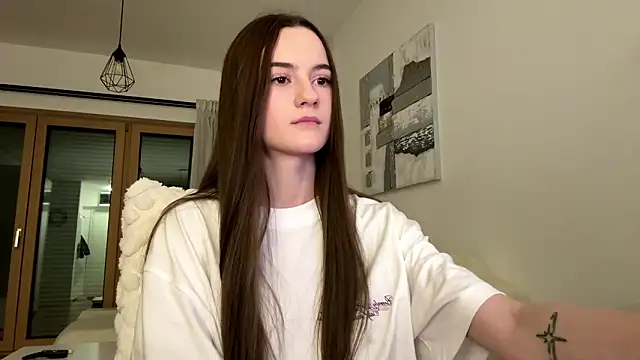 Snapshot of TenDouble chatting on March 8, 2:04 am TenDouble online show from March 8, 2:04 am