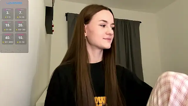 Snapshot of TenDouble chatting on March 20, 10:25 pm TenDouble online show from March 20, 10:25 pm