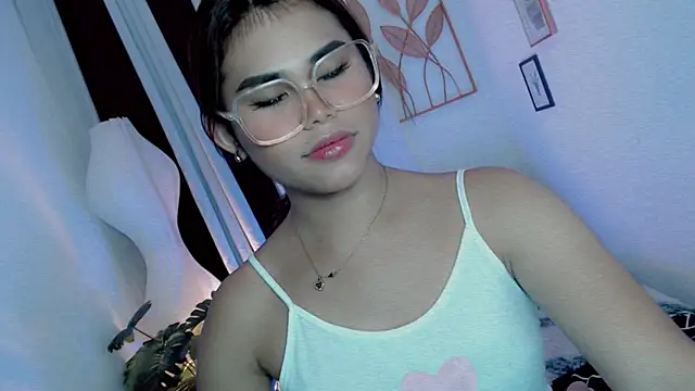 PrettyBlythes TS online show from May 27, 3:53 pm