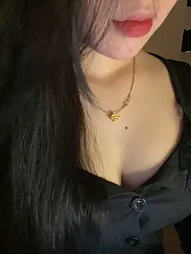 Snapshot of Nancy68 chatting on March 3, 5:57 am Nancy68 online show from March 3, 5:57 am