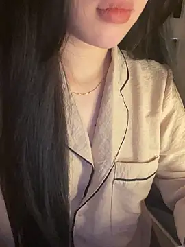 Snapshot of Nancy68 chatting on March 17, 5:44 am Nancy68 online show from March 17, 5:44 am