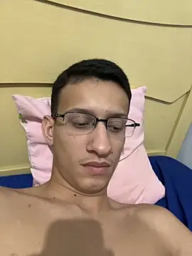 safadezanunes2 online show from September 17, 3:30 am