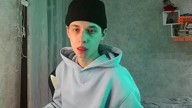 gornits online show from February 6, 4:32 pm