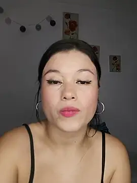 Snapshot of Meriilyn_Monroe724 chatting on March 12, 4:02 pm Meriilyn Monroe724 online show from March 12, 4:02 pm