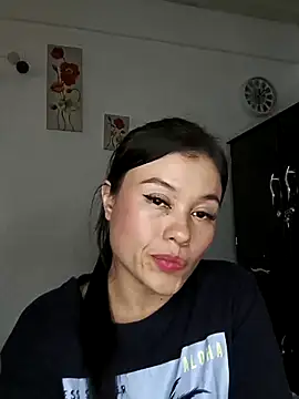 Snapshot of Meriilyn_Monroe724 chatting on March 21, 10:46 pm Meriilyn Monroe724 online show from March 21, 10:46 pm