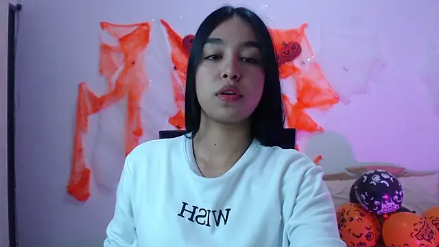 kyra fox  online show from October 14, 1:34 pm